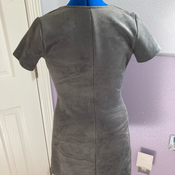 Lulu’s Lace Up Olive Green Dress - Picture 11 of 14